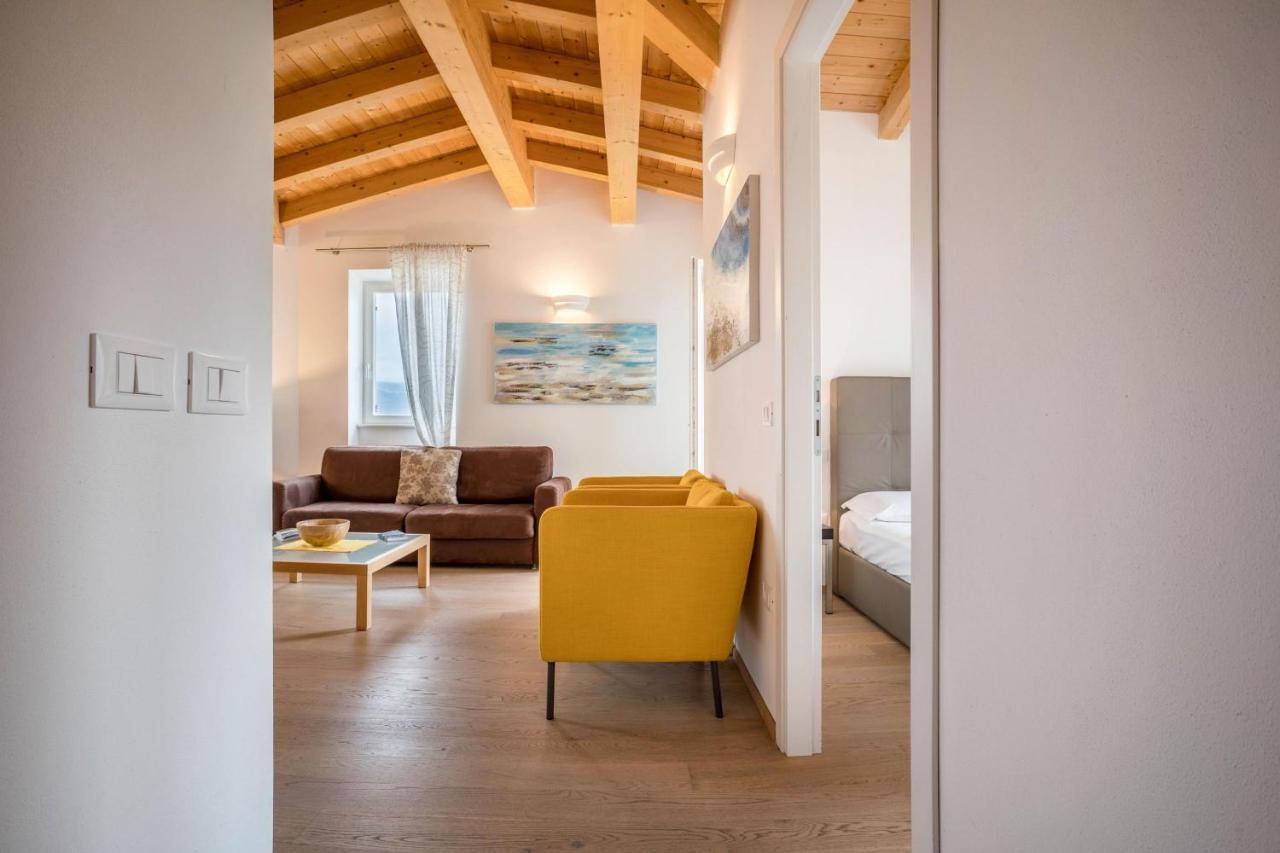 Residence La Villa Cuore Tignale Extérieur photo