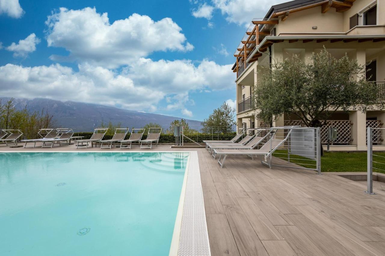 Residence La Villa Cuore Tignale Extérieur photo